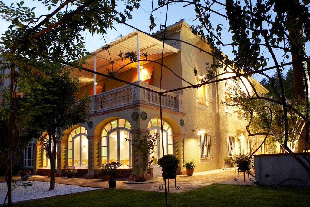 Hotel Mar De Tasmania - Auto Check-In La Bisbal d'Emporda Εξωτερικό φωτογραφία